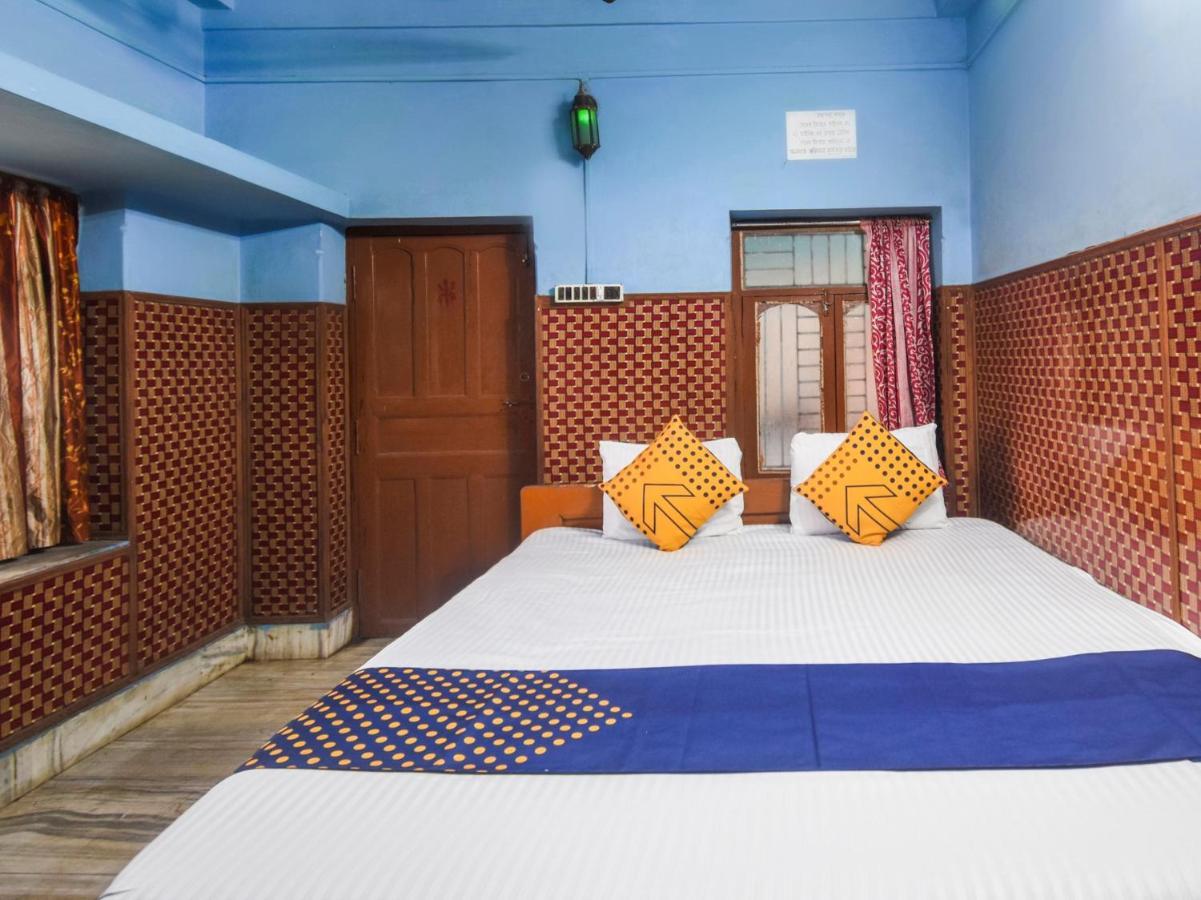 Spot On 73931 Hotel Rolls Hub Kota  Bagian luar foto